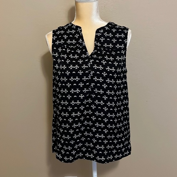 SKIES Are Blue Black and White Patterned Top Size S - Picture 1 of 6